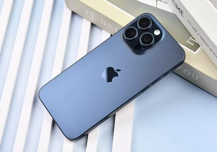 疏附苹果维修点分享iPhone 15 Pro Max屏幕更换全新实操风险 